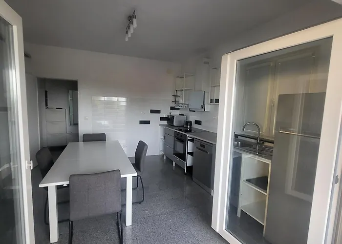 Jedro 100 M2 * Gradac (Split-Dalmatia)